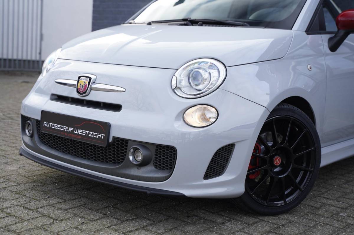 Fiat 500 Fiat 500 1.4 T-Jet Abarth 595 Turismo 160pk, Handbak, Leder