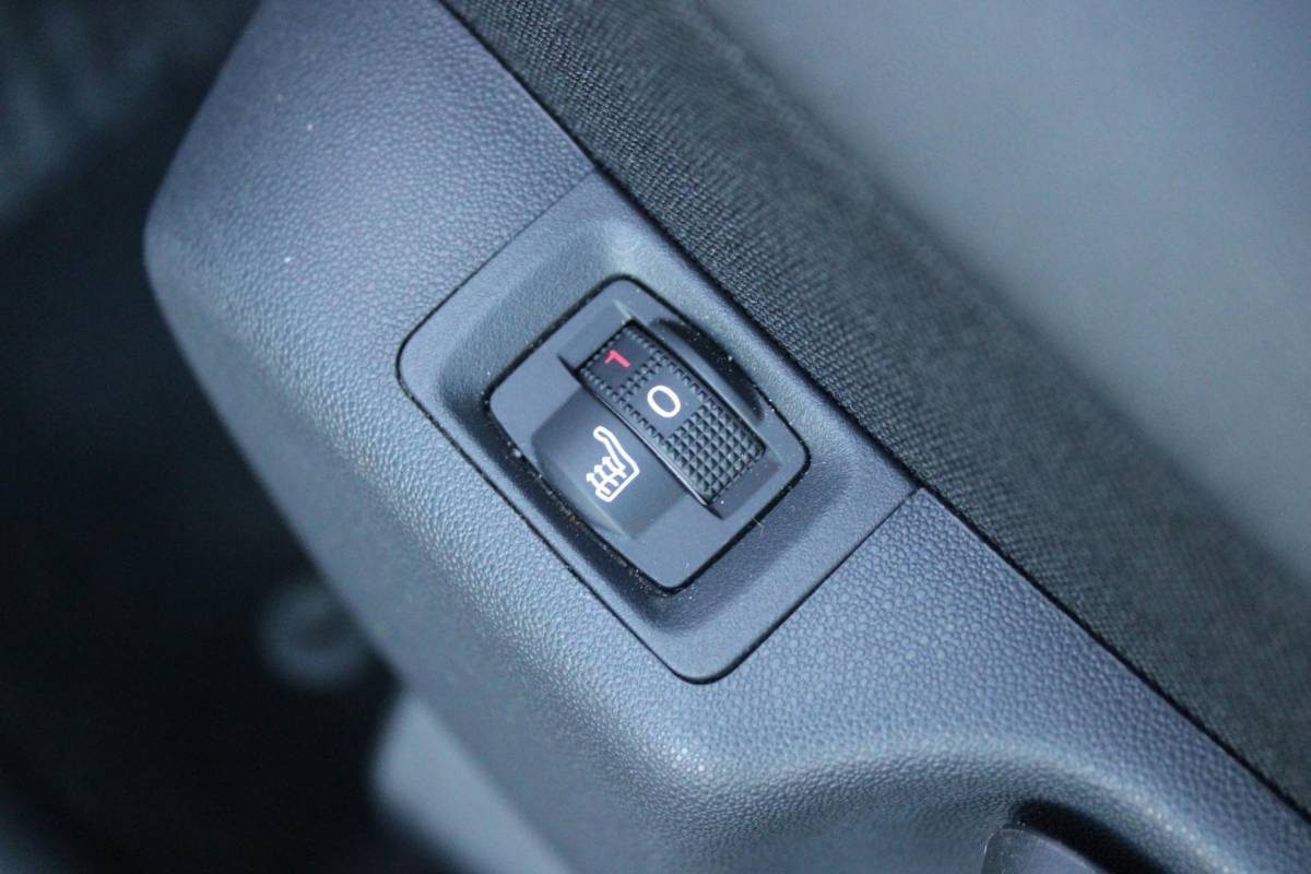 Citroën C3 Aircross Citroen C3 Aircross 1.2 130PK AUTOMAAT MAX | HEAD UP DISPLAY | STOEL VERWARMING | LICHTMETALEN VELGEN 16″ | KEYLESS ENTRY/START | PARKEERSENSOREN ACHTER | LED KOPLAMPEN | NAVIGATIE | APPLE CARPLAY/ANDROID AUTO | DAB+ RADIO | CLIMATE CONTROL | CRUISE CONTROL |