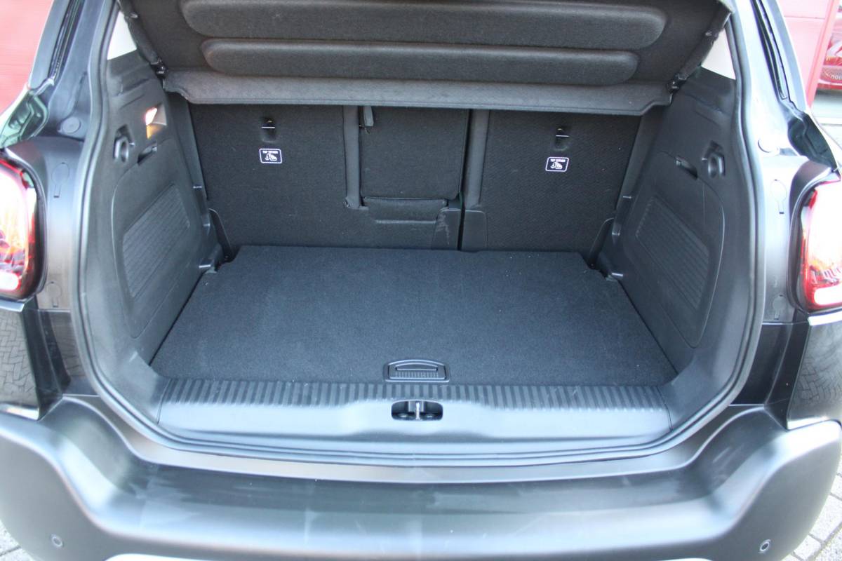 Citroën C3 Aircross Citroen C3 Aircross 1.2 130PK AUTOMAAT MAX | HEAD UP DISPLAY | STOEL VERWARMING | LICHTMETALEN VELGEN 16″ | KEYLESS ENTRY/START | PARKEERSENSOREN ACHTER | LED KOPLAMPEN | NAVIGATIE | APPLE CARPLAY/ANDROID AUTO | DAB+ RADIO | CLIMATE CONTROL | CRUISE CONTROL |