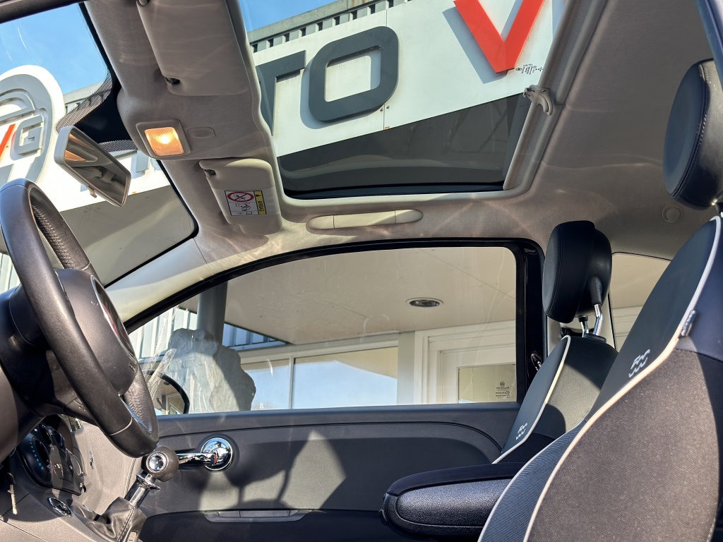 Fiat 500 Fiat 500 1.2 Lounge Pano*MF stuur* Parksensor*Virtual Cockpit* MMI Scherm