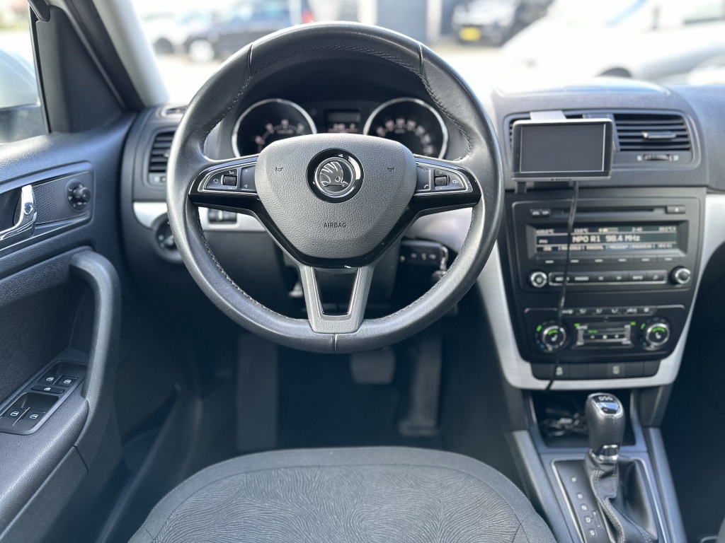 Škoda Yeti Skoda Yeti 1.2 TSI Automaat Facelift*Xenon *PDC V+A* Clima*Stoelvw*Hoge ins
