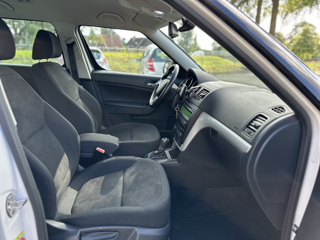 Škoda Yeti Skoda Yeti 1.2 TSI Automaat Facelift*Xenon *PDC V+A* Clima*Stoelvw*Hoge ins