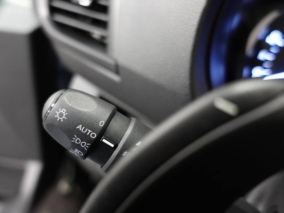 Opel Vivaro Opel Vivaro 2.0 CDTI 145 pk Automaat L2H1 Edition 3-zits Airco Navigatie Bluetooth Cruise Control Trekhaak