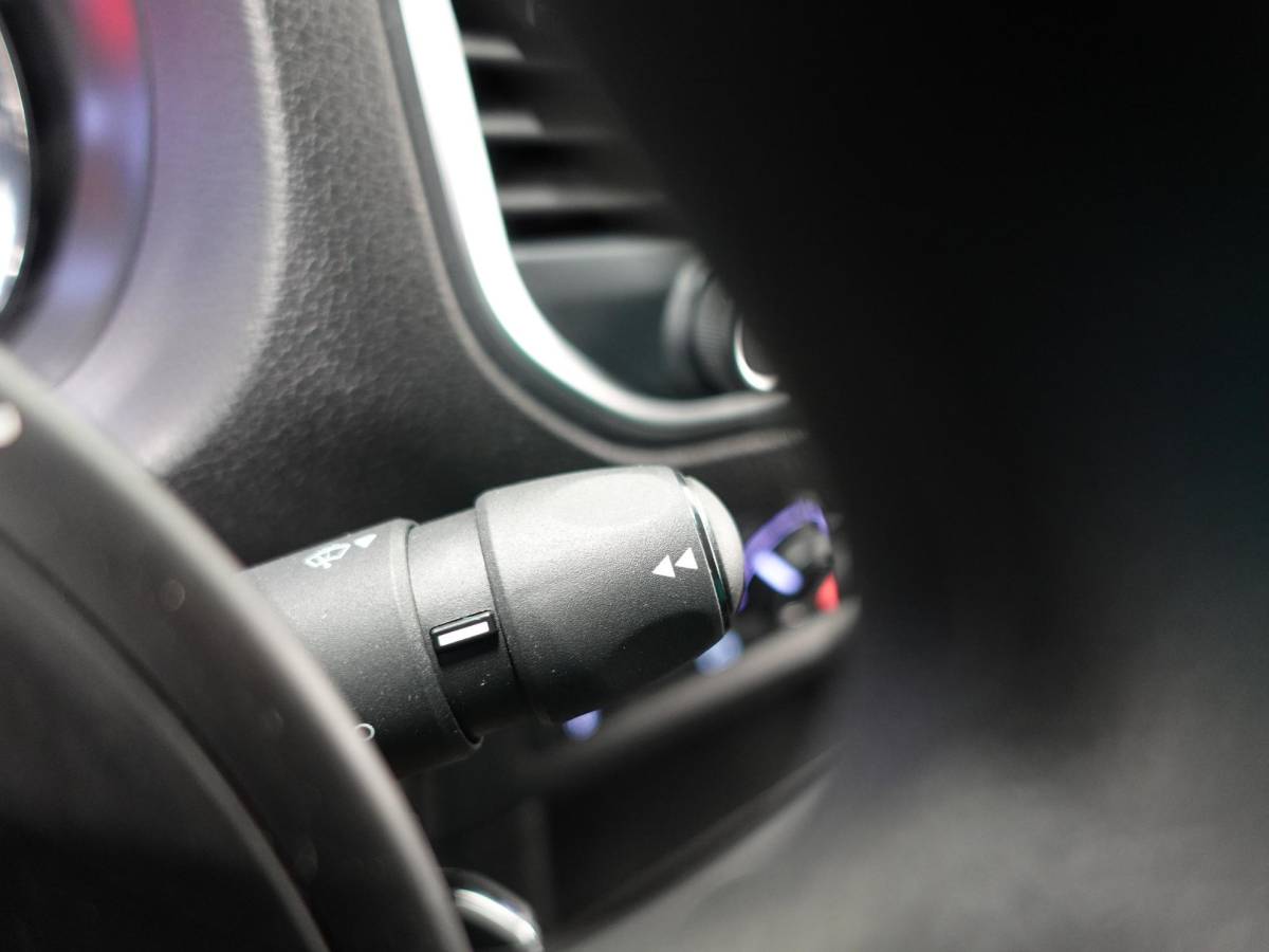 Opel Vivaro Opel Vivaro 2.0 CDTI 145 pk Automaat L2H1 Edition 3-zits Airco Navigatie Bluetooth Cruise Control Trekhaak