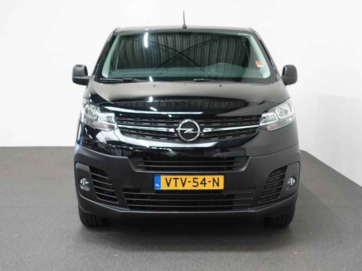 Opel Vivaro Opel Vivaro 2.0 CDTI 145 pk Automaat L2H1 Edition 3-zits Airco Navigatie Bluetooth Cruise Control Trekhaak