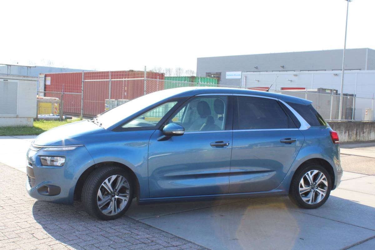 Citroën C4 Picasso Citroen C4 Picasso 1.2 PureTech Business nap camera multimedia navi parkeersensoren trekhaak
