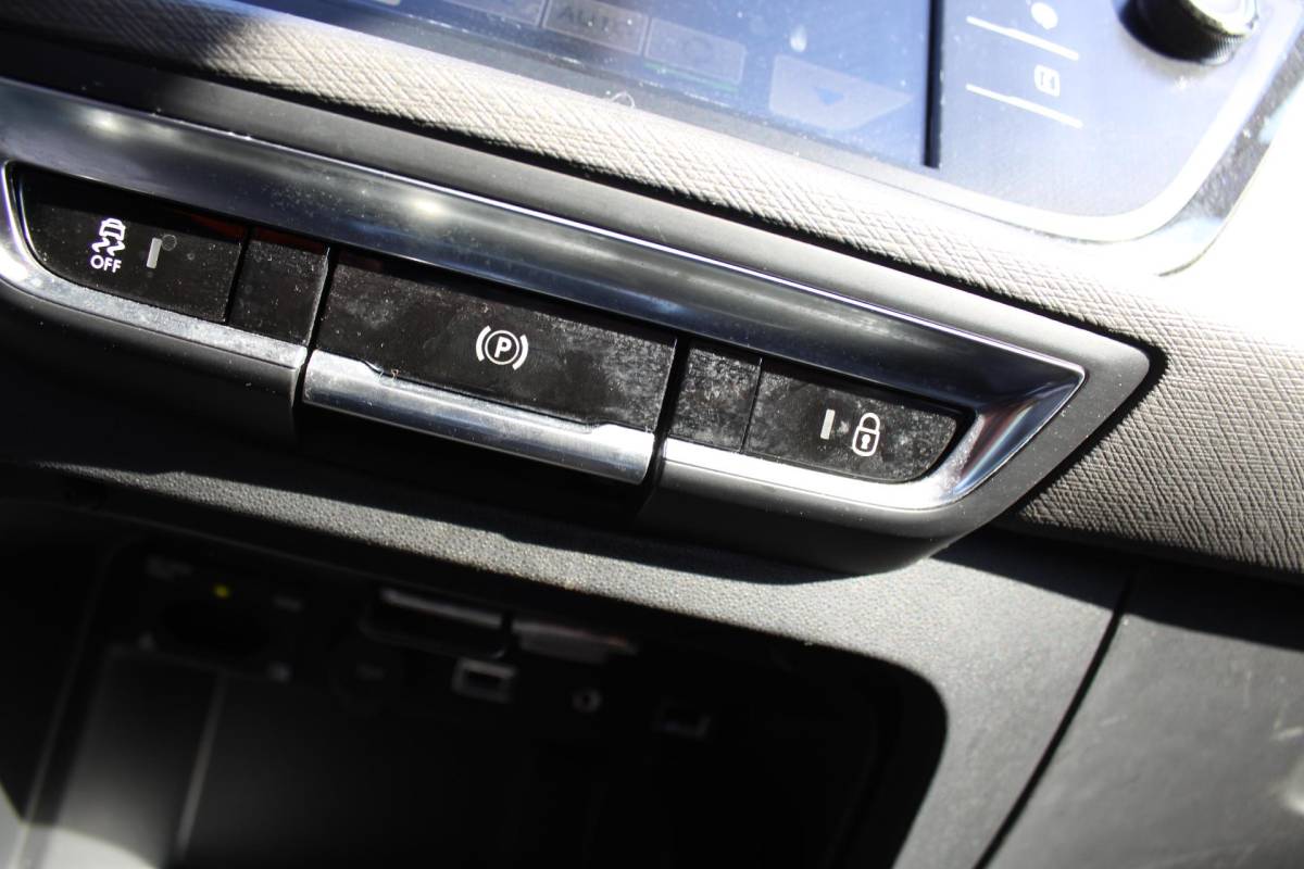 Citroën C4 Picasso Citroen C4 Picasso 1.2 PureTech Business nap camera multimedia navi parkeersensoren trekhaak