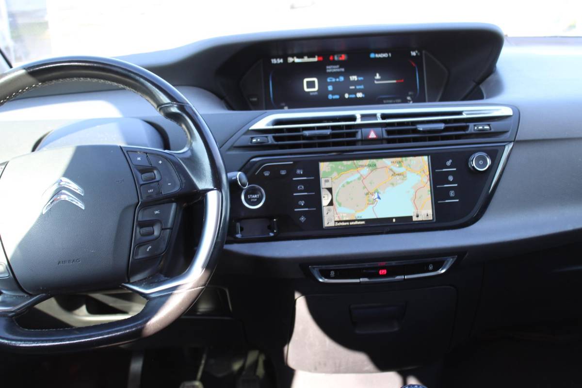 Citroën C4 Picasso Citroen C4 Picasso 1.2 PureTech Business nap camera multimedia navi parkeersensoren trekhaak
