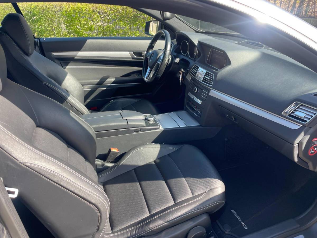 Mercedes-Benz E-Klasse Mercedes-Benz E-klasse Coupé 200 Ambition-AMG line-Navi-Xenon/Led-NL auto-