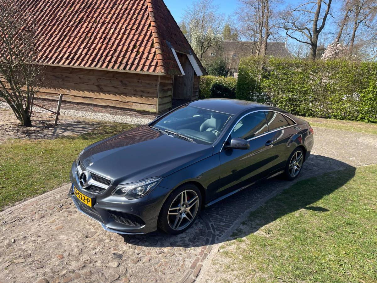 Mercedes-Benz E-Klasse Mercedes-Benz E-klasse Coupé 200 Ambition-AMG line-Navi-Xenon/Led-NL auto-