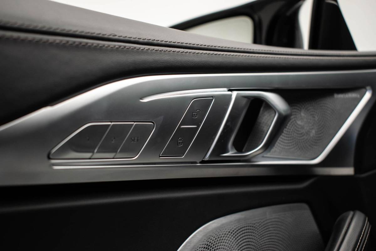 BMW 8 Serie BMW 8-serie Gran Coupé M850i xDrive High Executive |Pano|Individual|HUD|Laser|B&W|