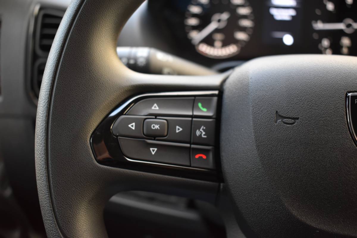 Peugeot Boxer Peugeot Boxer 2.2 BlueHDi 140 S&S L2H2 3.3t Euro 6 Nieuwe registratie 2024/ GEEN BPM/ L2H2/ achteruitrijcamera verzwaard verenpakket, pakket City plus