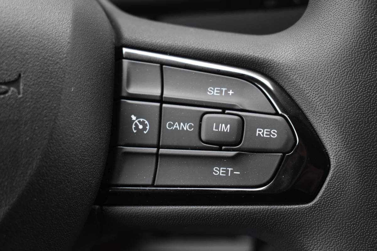 Peugeot Boxer Peugeot Boxer 2.2 BlueHDi 140 S&S L2H2 3.3t Euro 6 Nieuwe registratie 2024/ GEEN BPM/ L2H2/ achteruitrijcamera verzwaard verenpakket, pakket City plus