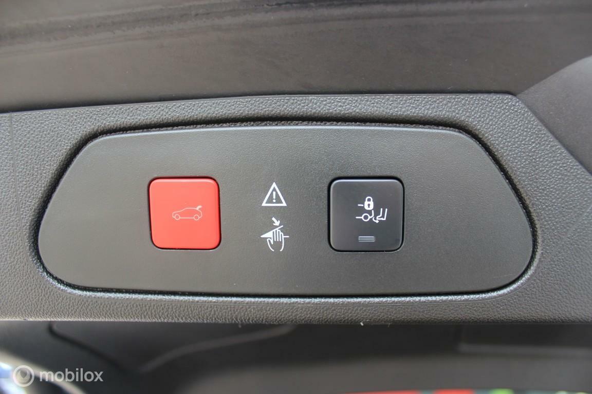 Opel Crossland X Opel Crossland X 1.2 Turbo 120 Jaar Edition AGR-Stoelen/AppleCarplay