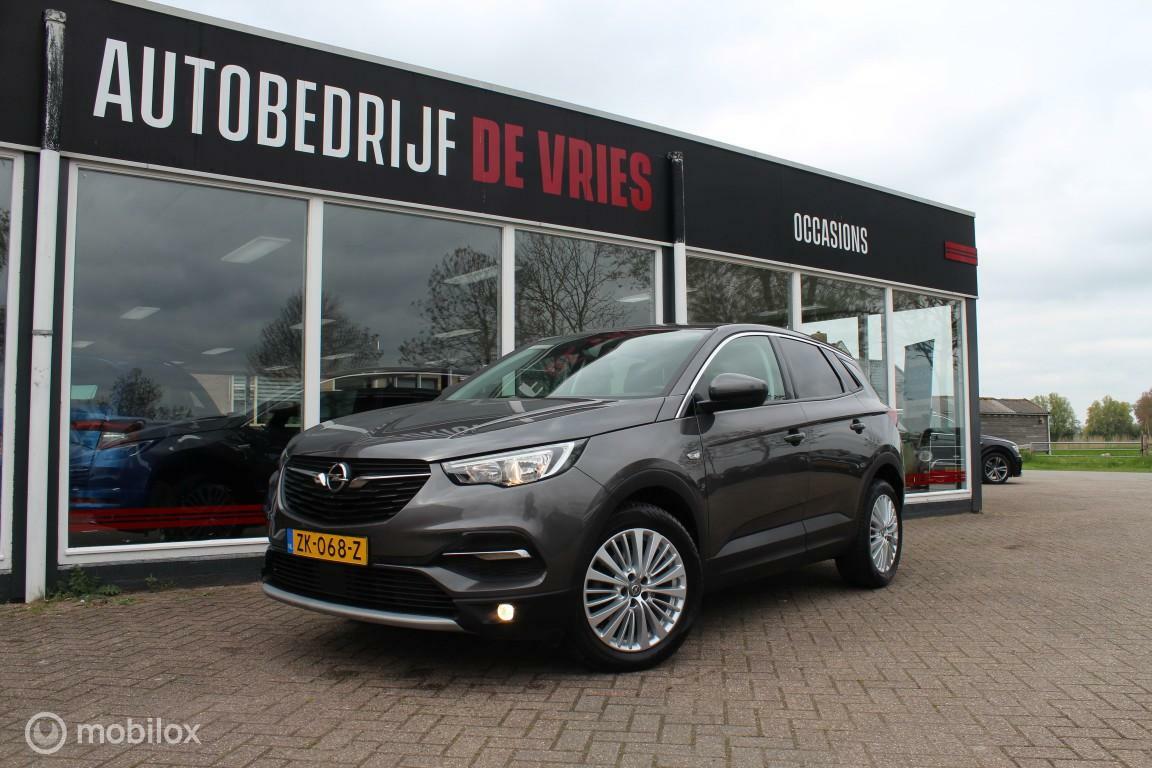 Opel Crossland X Opel Crossland X 1.2 Turbo 120 Jaar Edition AGR-Stoelen/AppleCarplay