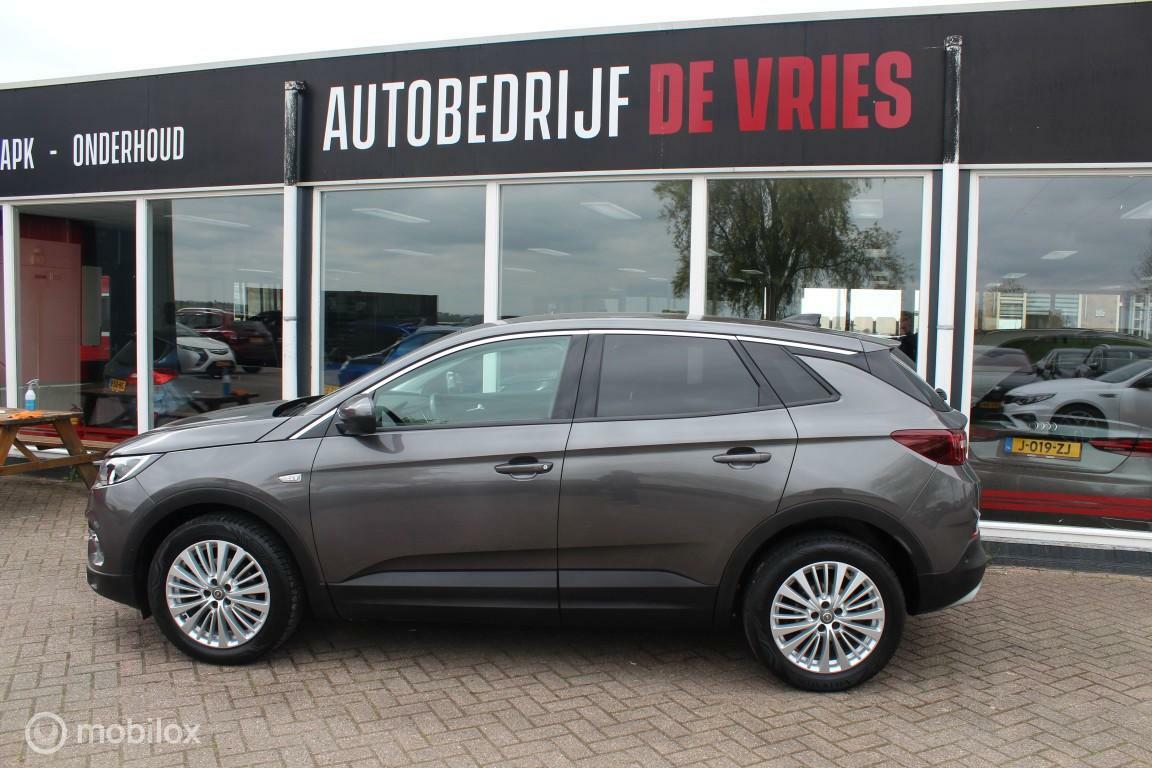 Opel Crossland X Opel Crossland X 1.2 Turbo 120 Jaar Edition AGR-Stoelen/AppleCarplay