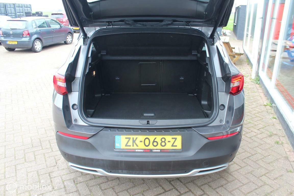 Opel Crossland X Opel Crossland X 1.2 Turbo 120 Jaar Edition AGR-Stoelen/AppleCarplay