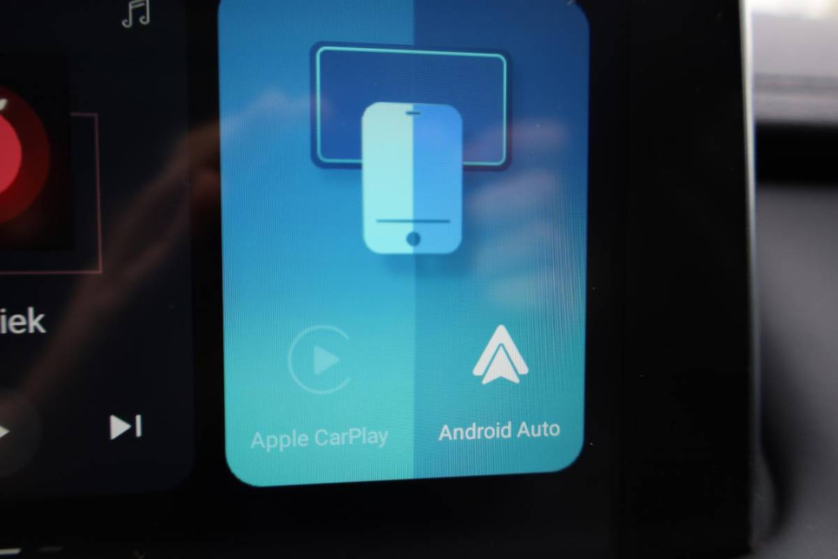 MG EHS MG EHS 1.5 TGDI Luxury PHEV Plug-in  LEER PANO 360-CAMERA DAB CARPLAY NAVI STOELVERWARMING SFEERVERLICHTING ACC 18″LMV 2xKEYLESS ELEK.ACHTERKLEP 2xPDC ENZ!