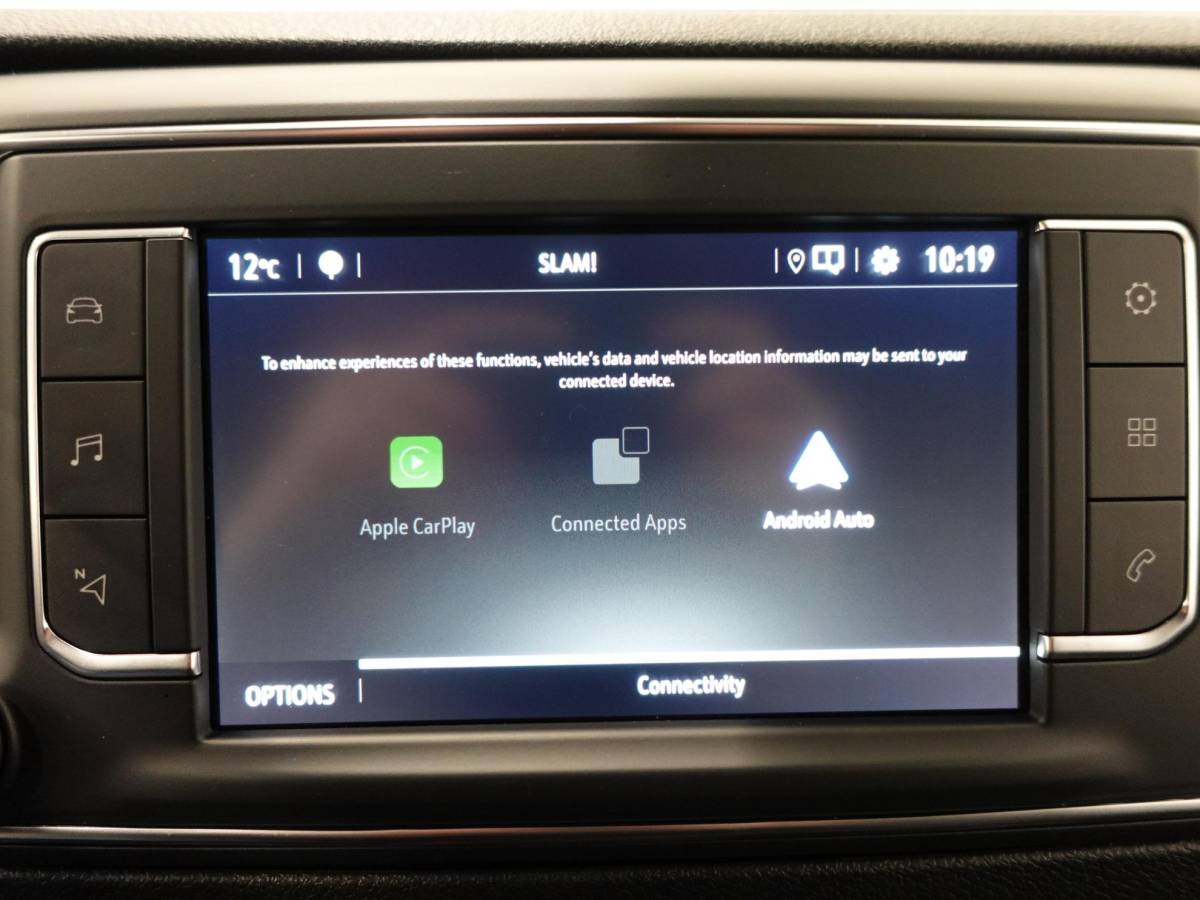 Opel Vivaro Opel Vivaro 2.0 BlueHDi 145PK L3 Automaat Navigatie Parkeersensoren Trekhaak Bluetooth