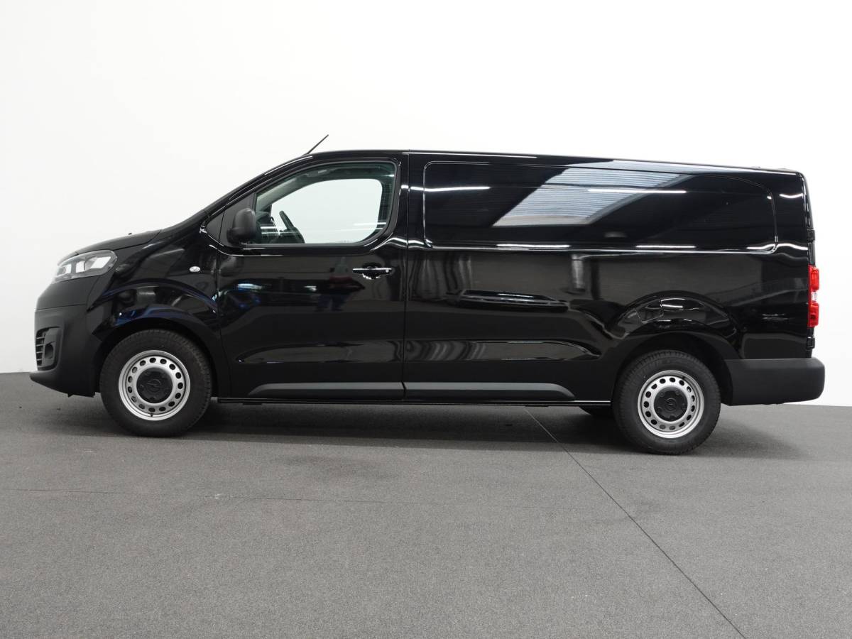 Opel Vivaro Opel Vivaro 2.0 BlueHDi 145PK L3 Automaat Navigatie Parkeersensoren Trekhaak Bluetooth