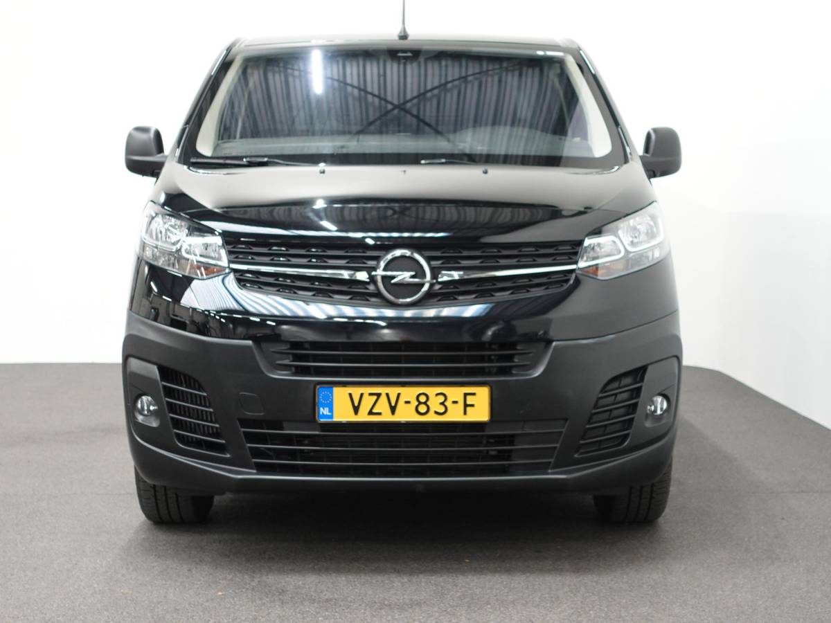 Opel Vivaro Opel Vivaro 2.0 BlueHDi 145PK L3 Automaat Navigatie Parkeersensoren Trekhaak Bluetooth