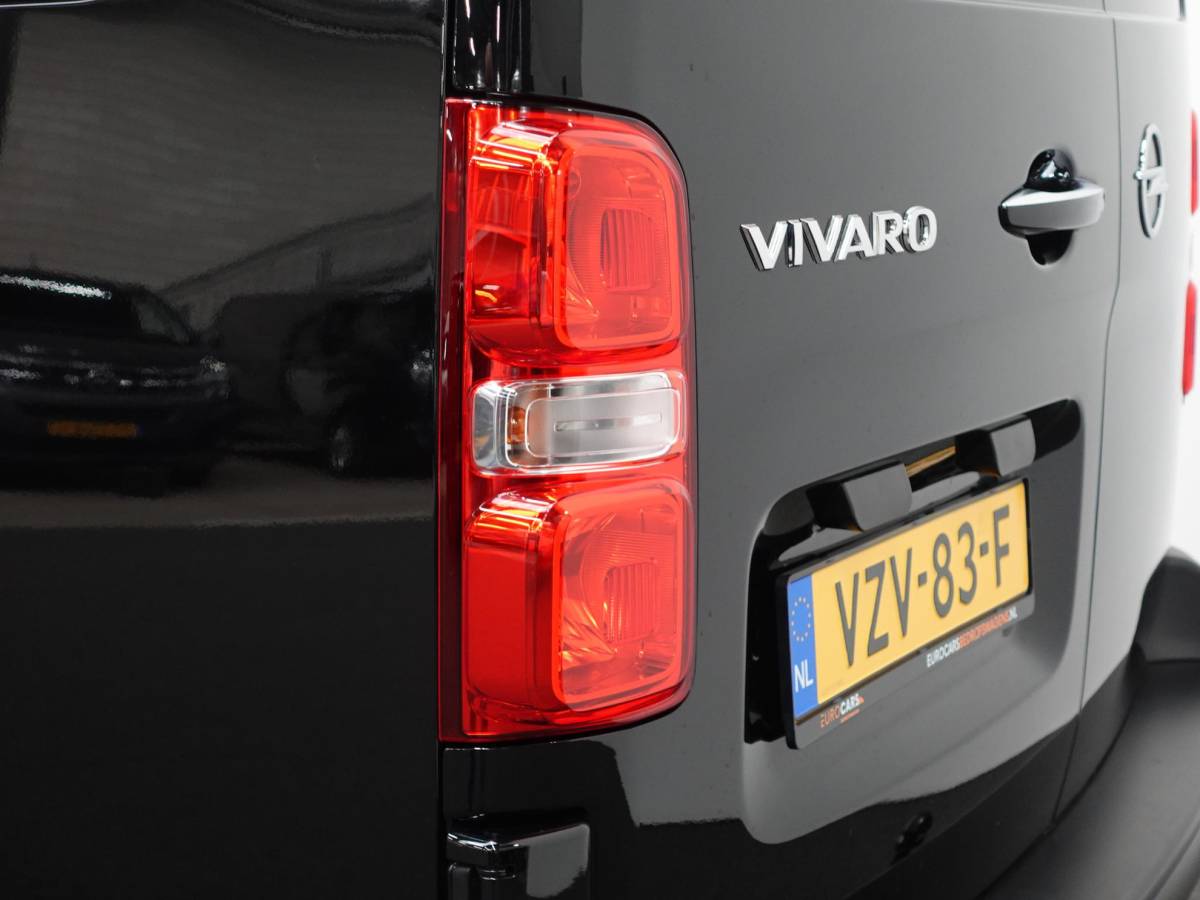 Opel Vivaro Opel Vivaro 2.0 BlueHDi 145PK L3 Automaat Navigatie Parkeersensoren Trekhaak Bluetooth