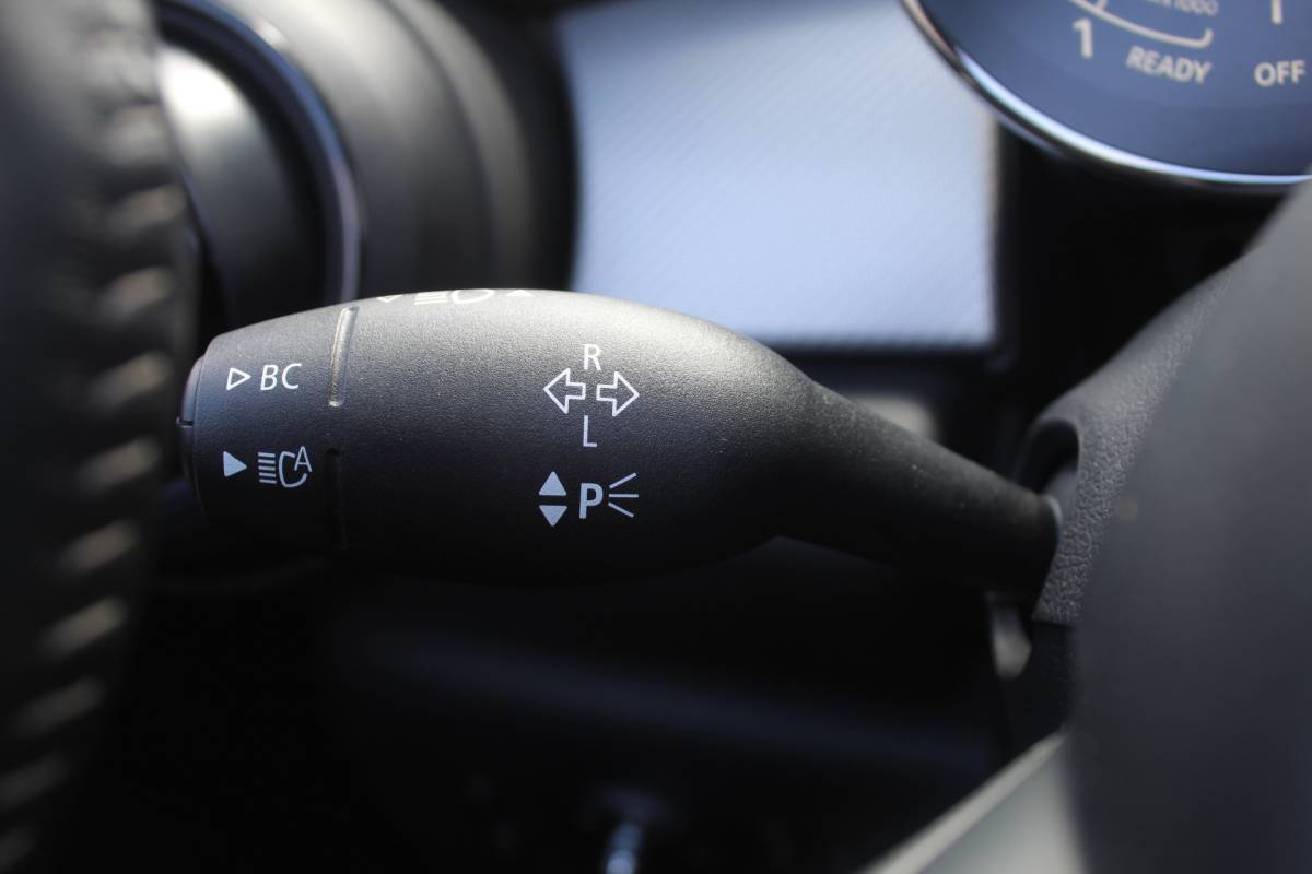 MINI Cooper Cabrio MINI Cabrio 1.5 Cooper Rockingham GT Edition Stuur – en stoelverwarming l Head-up display l Lendesteun verstelbaar l Premium pakket l Keyless entry VDL auto