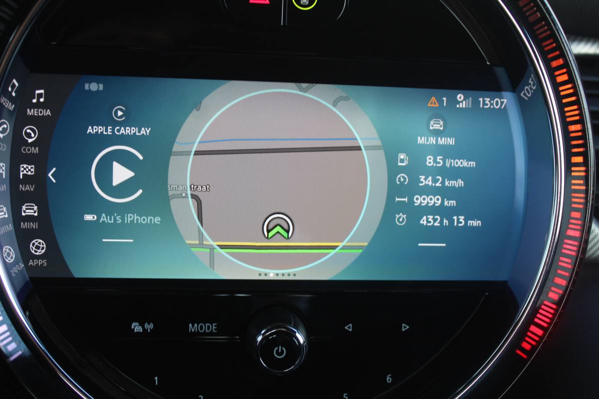 MINI Cooper Cabrio MINI Cabrio 1.5 Cooper Rockingham GT Edition Stuur – en stoelverwarming l Head-up display l Lendesteun verstelbaar l Premium pakket l Keyless entry VDL auto