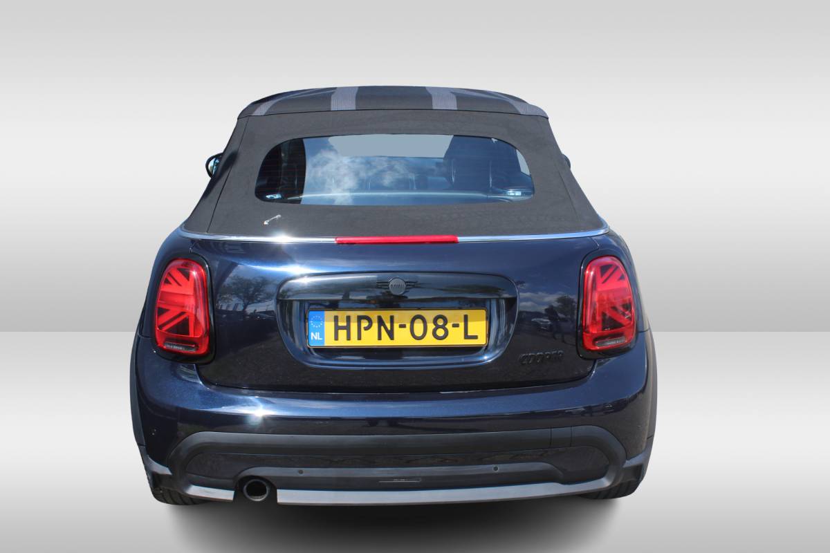 MINI Cooper Cabrio MINI Cabrio 1.5 Cooper Rockingham GT Edition Stuur – en stoelverwarming l Head-up display l Lendesteun verstelbaar l Premium pakket l Keyless entry VDL auto