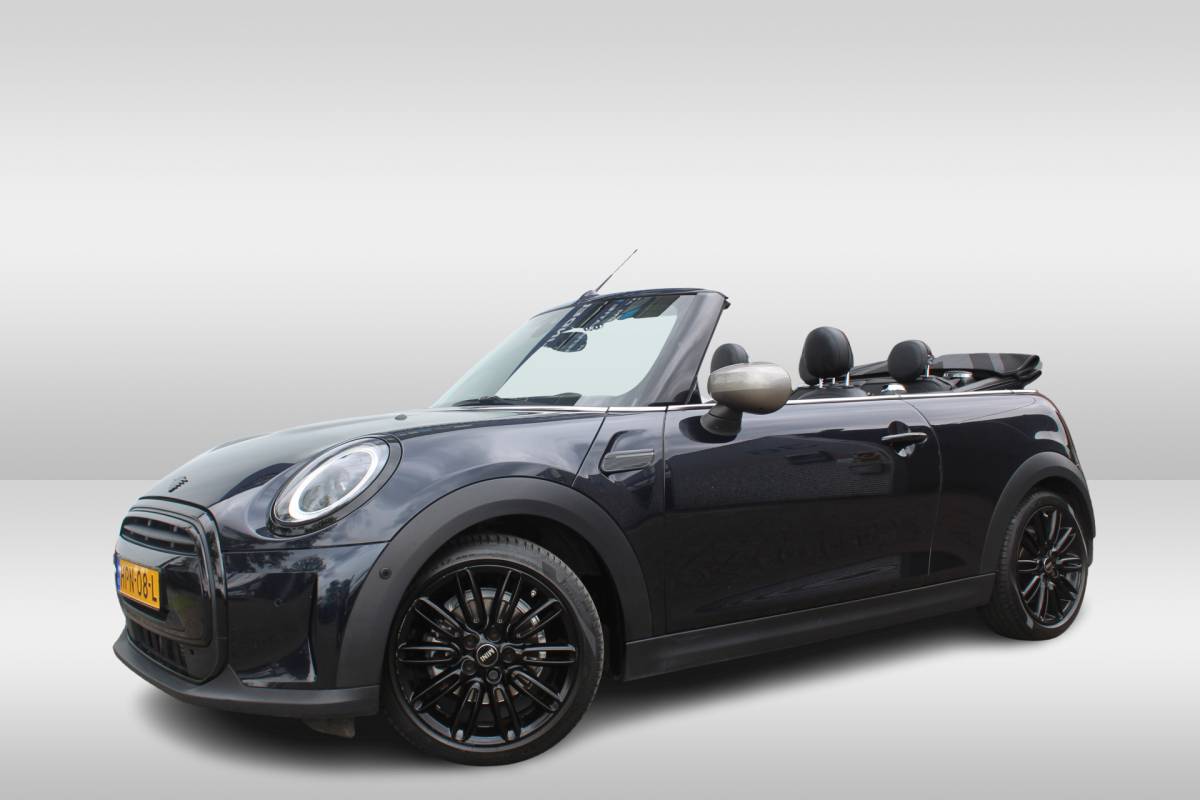 MINI Cooper Cabrio MINI Cabrio 1.5 Cooper Rockingham GT Edition Stuur – en stoelverwarming l Head-up display l Lendesteun verstelbaar l Premium pakket l Keyless entry VDL auto