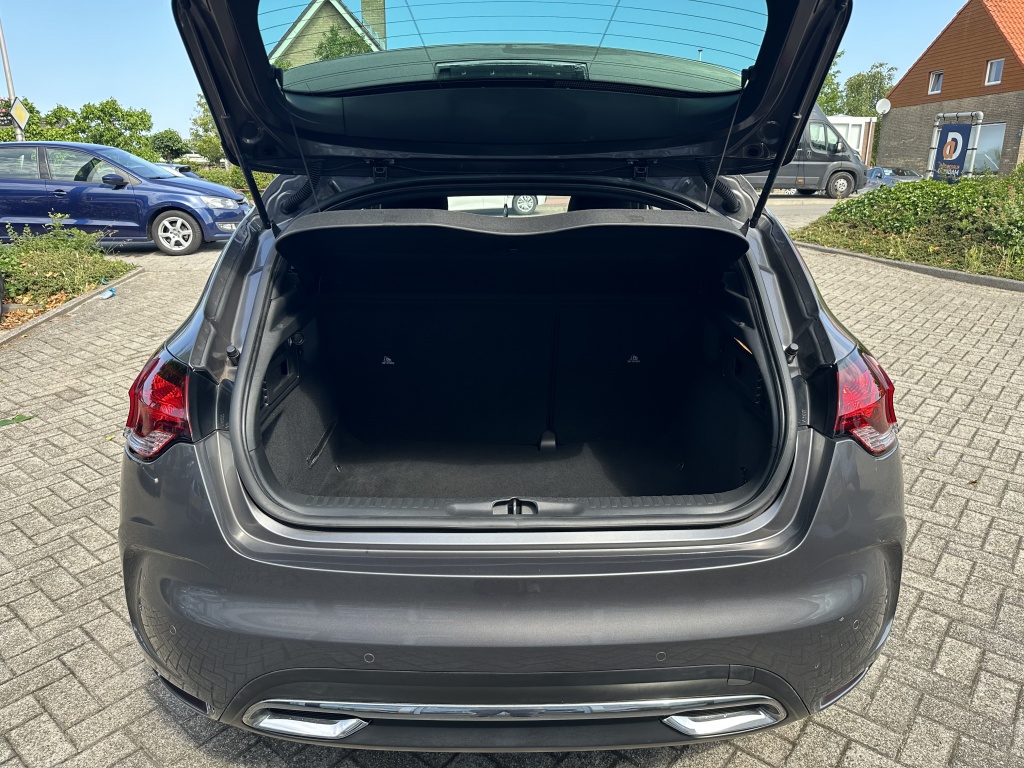 DS DS 4 Ds 4 1.2 Chic 130 PK | Parkeersensoren voor & achter |
