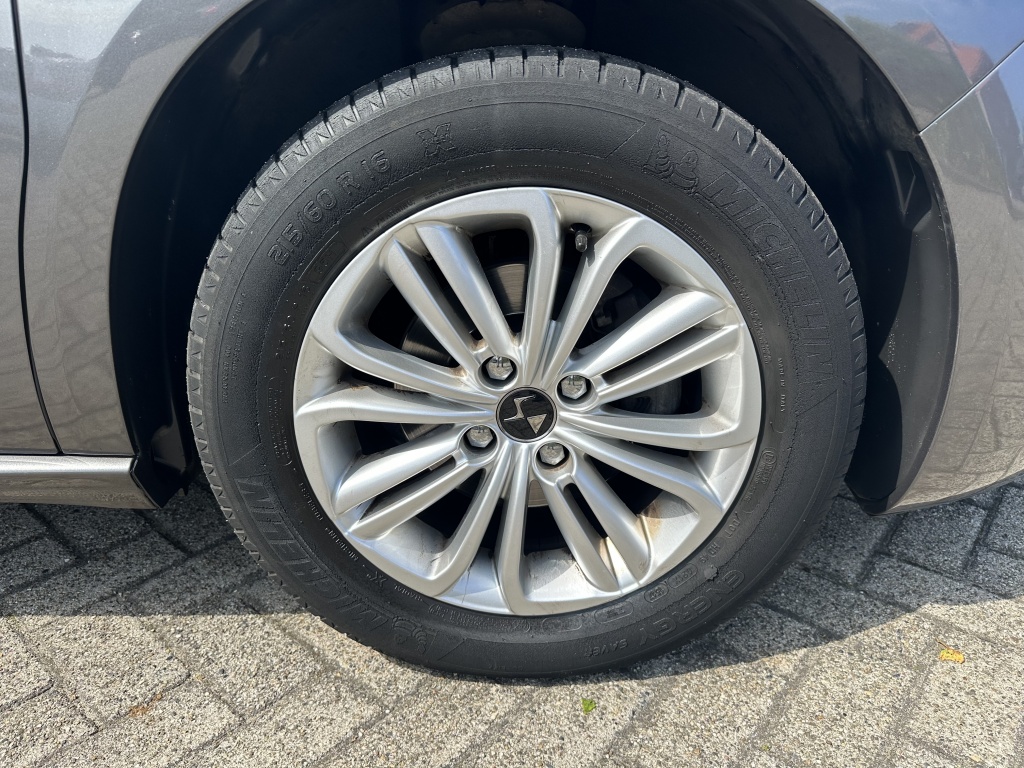 DS DS 4 Ds 4 1.2 Chic 130 PK | Parkeersensoren voor & achter |