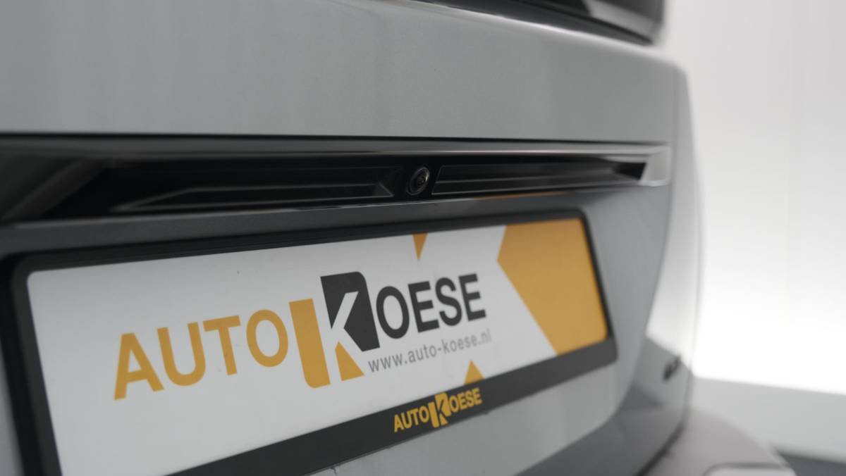 Peugeot 2008 Peugeot 2008 PureTech 130 EAT8 GT | 360 Camera | Adaptieve Cruise Control | Dodehoekdetectie | Apple Carplay
