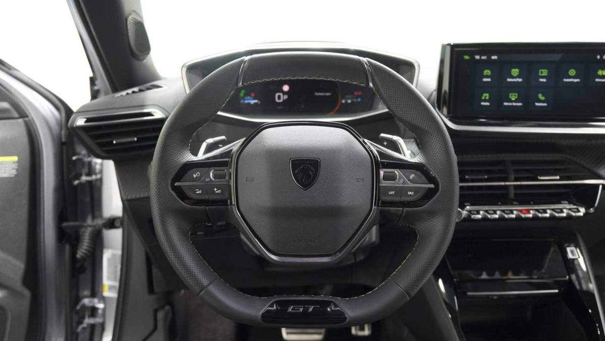 Peugeot 2008 Peugeot 2008 PureTech 130 EAT8 GT | 360 Camera | Adaptieve Cruise Control | Dodehoekdetectie | Apple Carplay