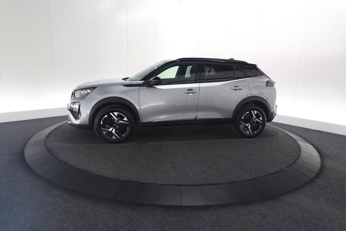 Peugeot 2008 Peugeot 2008 PureTech 130 EAT8 GT | 360 Camera | Adaptieve Cruise Control | Dodehoekdetectie | Apple Carplay