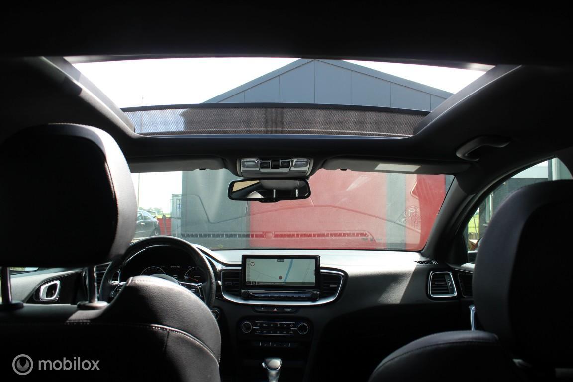 Kia ProCeed Kia ProCeed 1.5 T-GDI GT-Line Panodak/Camera/Carplay/Virtual