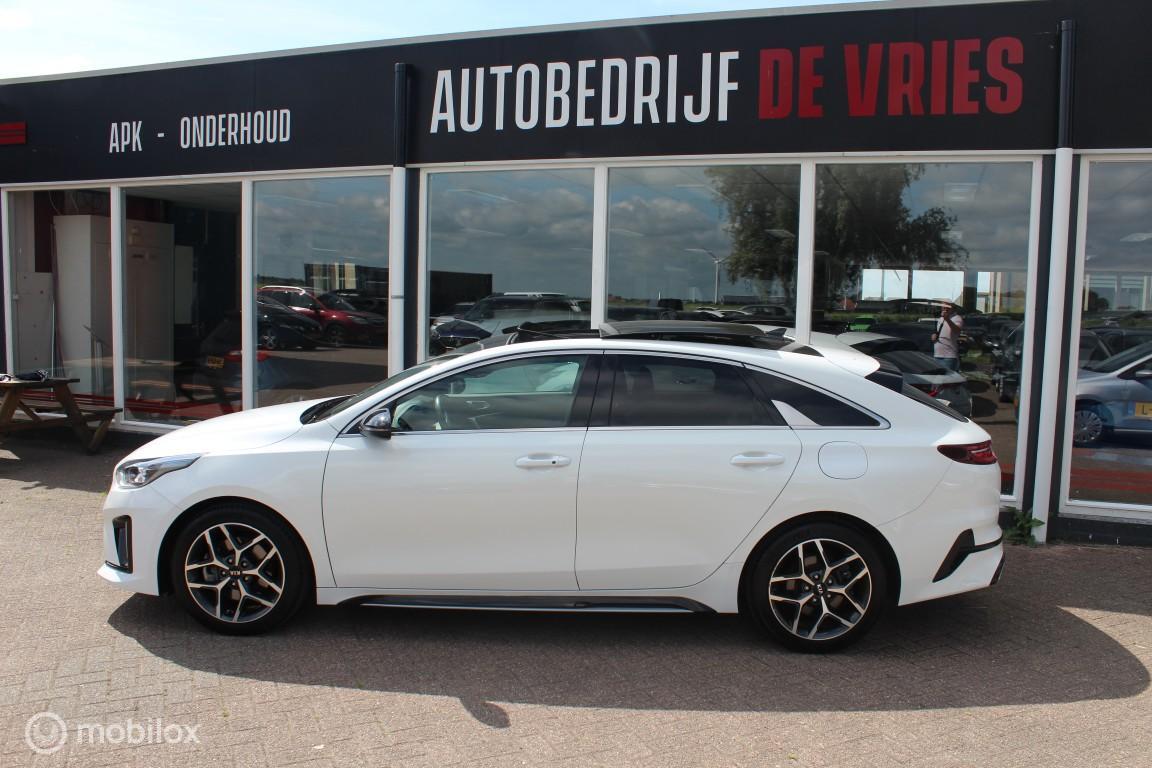 Kia ProCeed Kia ProCeed 1.5 T-GDI GT-Line Panodak/Camera/Carplay/Virtual