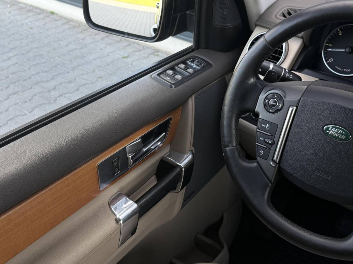 Land Rover Discovery Land Rover Discovery  3.0 TDV6 HSE Grijs Kenteken – Leder – Harman/Kardon