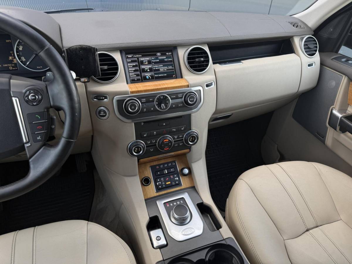 Land Rover Discovery Land Rover Discovery  3.0 TDV6 HSE Grijs Kenteken – Leder – Harman/Kardon
