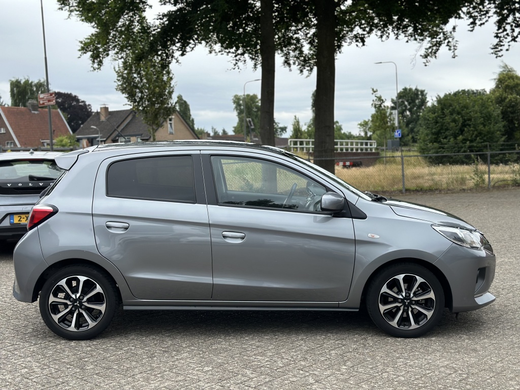 Mitsubishi Space Star Mitsubishi Space Star 1.2 Instyle Automaat*5drs*Navi*Mf stuur