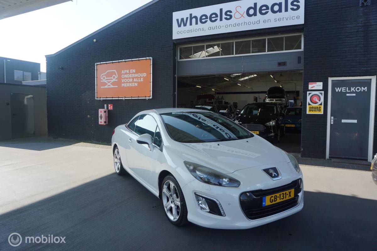 Peugeot 308 Peugeot 308 CC 1.6 THP Roland Garros