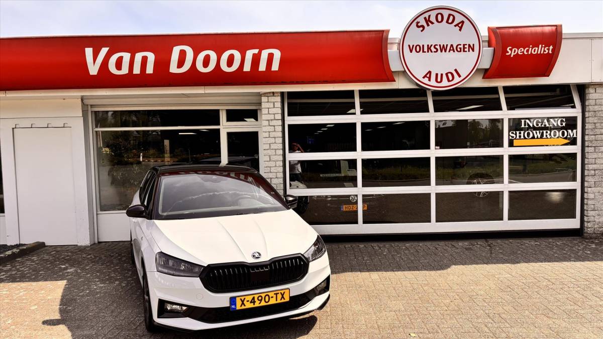Škoda Fabia SKODA Fabia 1.0 TSI Greentech 95pk Monte Carlo DAB radio apple car play