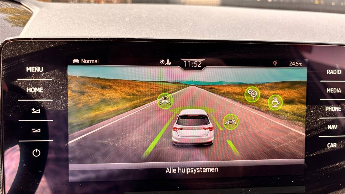 Škoda Fabia SKODA Fabia 1.0 TSI Greentech 95pk Monte Carlo DAB radio apple car play