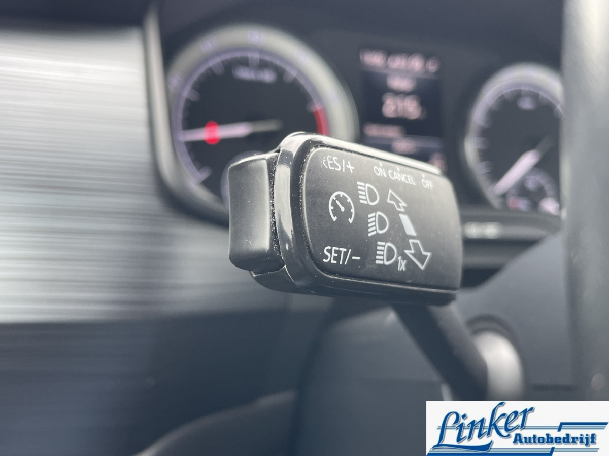 Škoda Kodiaq Skoda Kodiaq 1.5 TSI Limited Business Edition – TREKH CAMERA NAP