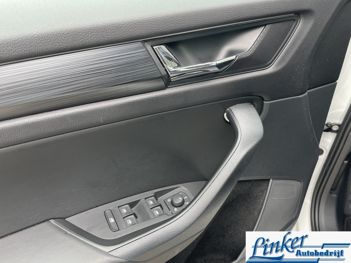 Škoda Kodiaq Skoda Kodiaq 1.5 TSI Limited Business Edition – TREKH CAMERA NAP