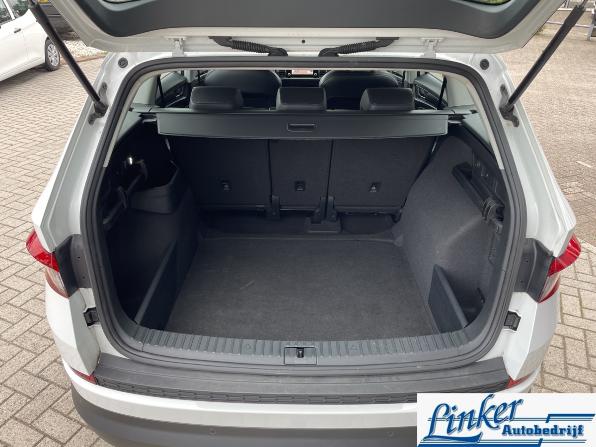 Škoda Kodiaq Skoda Kodiaq 1.5 TSI Limited Business Edition – TREKH CAMERA NAP
