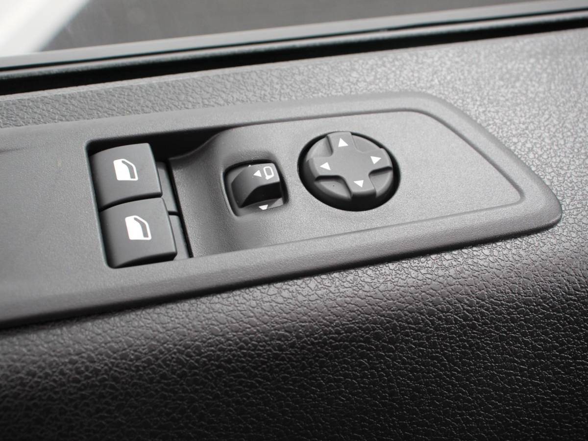 Opel Vivaro Opel Vivaro 2.0 BlueHDi 180 S&S L3 Automaat Apple Carplay /  Android Auto Parkeersensoren V+A Trekhaak Camera Navigatie Cruise Control LED koplampen houten afwerking laadruimte