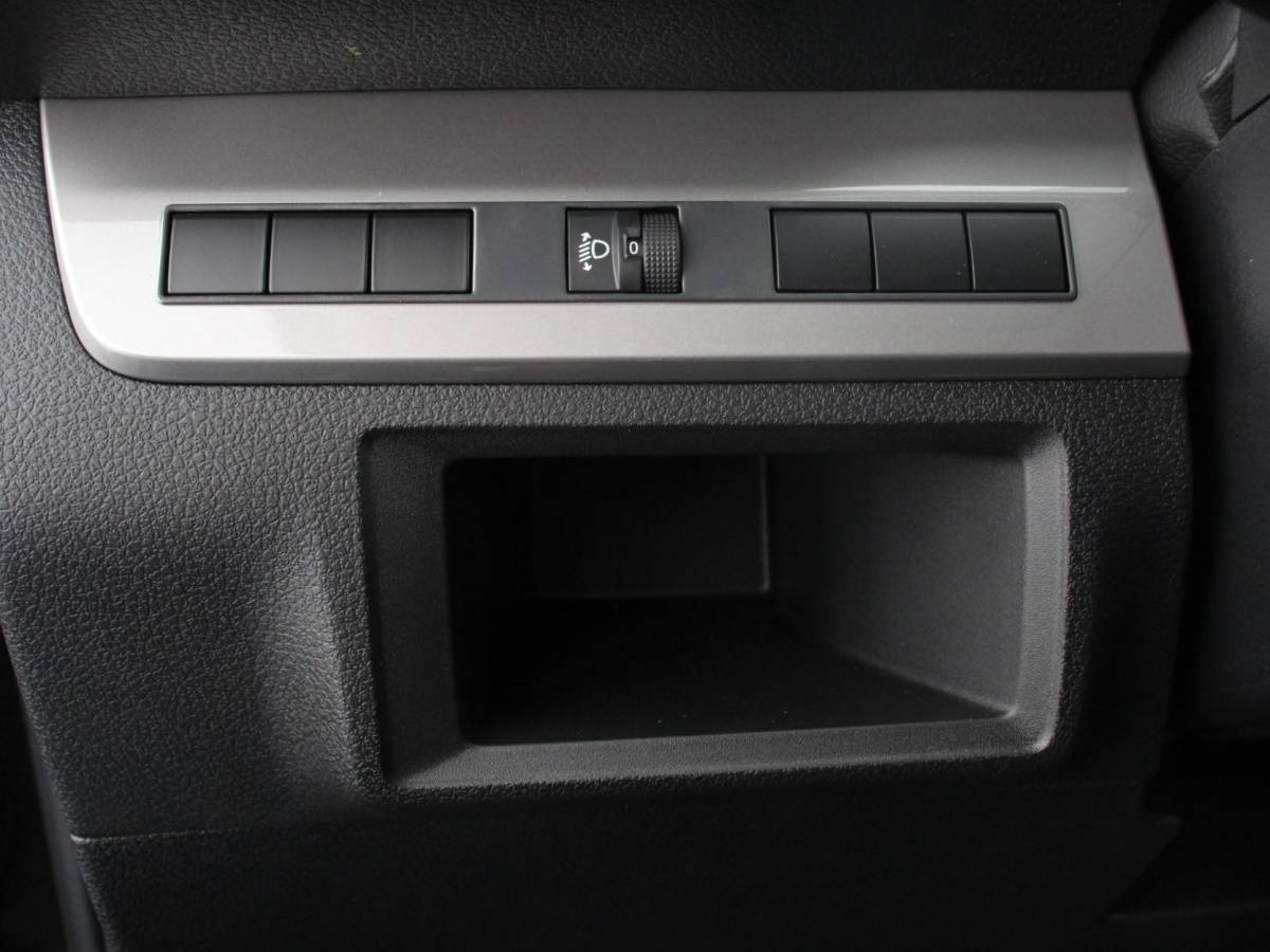 Opel Vivaro Opel Vivaro 2.0 BlueHDi 180 S&S L3 Automaat Apple Carplay /  Android Auto Parkeersensoren V+A Trekhaak Camera Navigatie Cruise Control LED koplampen houten afwerking laadruimte