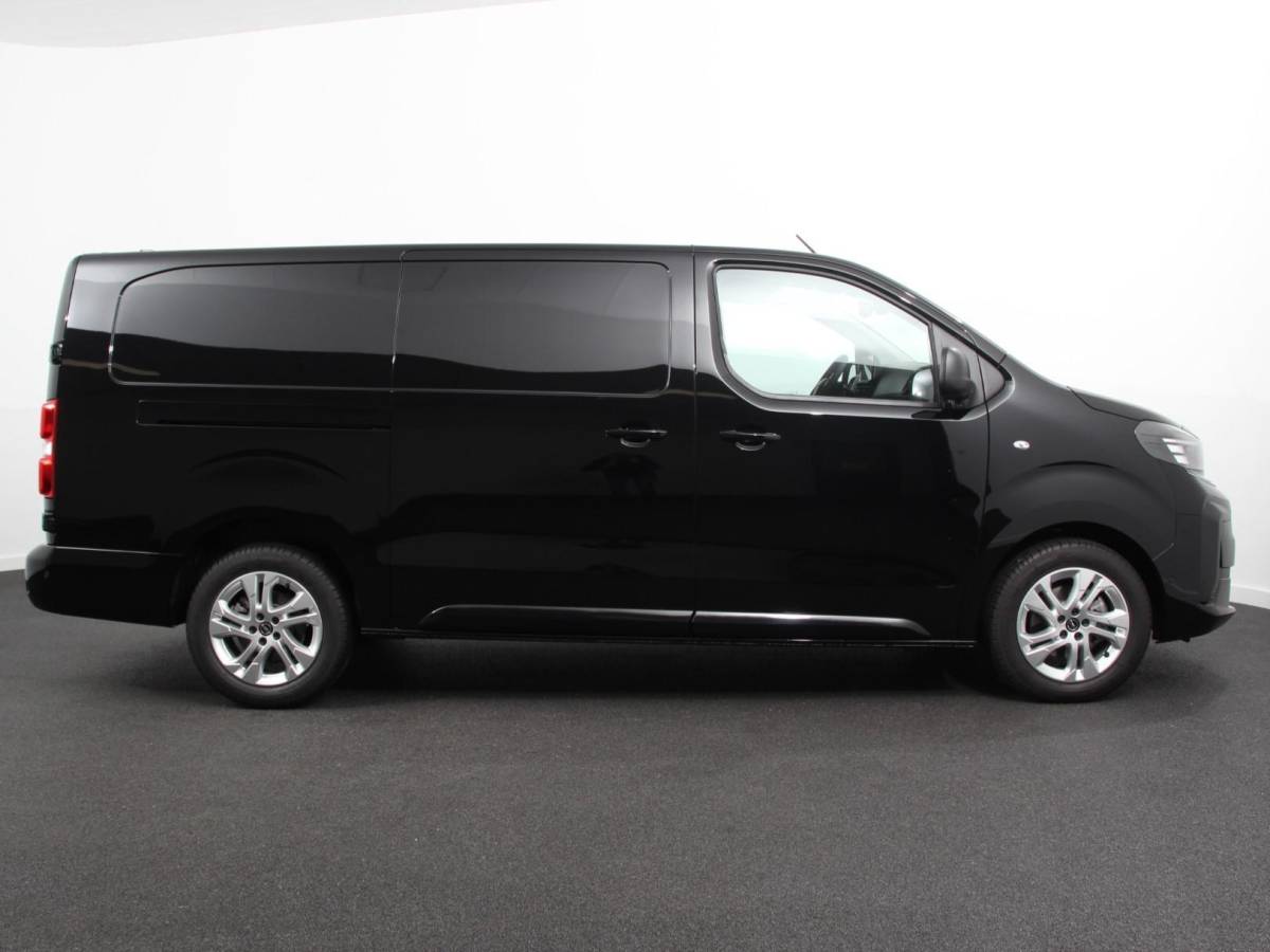 Opel Vivaro Opel Vivaro 2.0 BlueHDi 180 S&S L3 Automaat Apple Carplay /  Android Auto Parkeersensoren V+A Trekhaak Camera Navigatie Cruise Control LED koplampen houten afwerking laadruimte