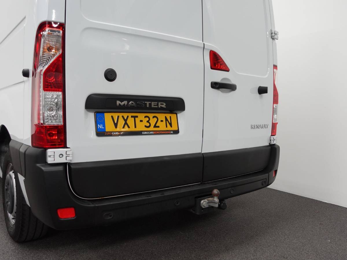 Renault Master Renault Master T35 2.3 dCi 180PK L2H2 Energy Airco Cruise Control Camera Navi PDC V+A Trekhaak 270° Deuren